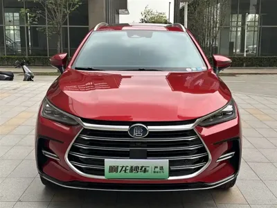 BYD Tang New Energy 2021, 81000 км, за 75000 CNY