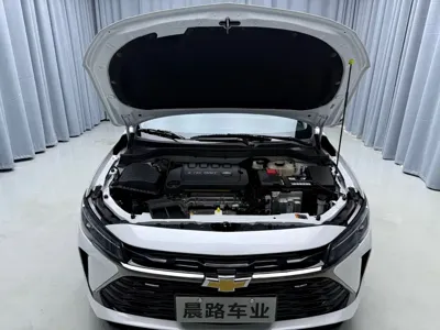 Chevrolet Monza 2023, 12000 км, за 68800 CNY - фото 7