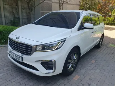 Kia Canival · 2019 год
