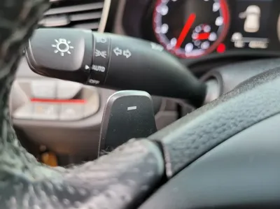 Hyundai Veloster 2019, 43330 км, за 12480000 KRW - фото 15