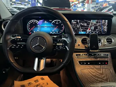 Mercedes-Benz E-Class 2021, 58000 км, за 228000 CNY