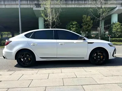 MG MG6 2021, 32000 км, за 37900 CNY - фото 8