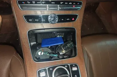 Mercedes-Benz E-Class 2017, 132800 км, за 230362.79 CNY - фото 14