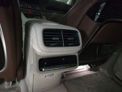 Mercedes-Benz GLS-Class 2025, 9000 км, за 270000000 KRW - фото 11