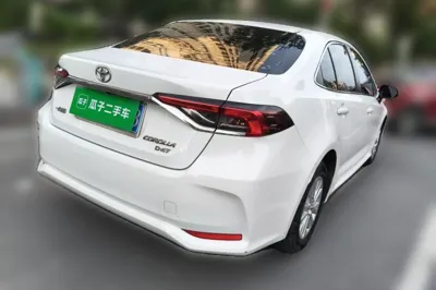 Toyota Corolla 2019, 59900 км, за 56654.85 CNY - фото 6