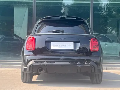 MINI MINI 2021, 28000 км, за 135000 CNY
