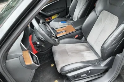 Audi A6L 2019, 119600 км, за 202729.24 CNY - фото 14