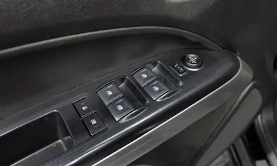 ChevroletGMDaewoo Colorado 2020, 49147 км, за 31500000 KRW - фото 28