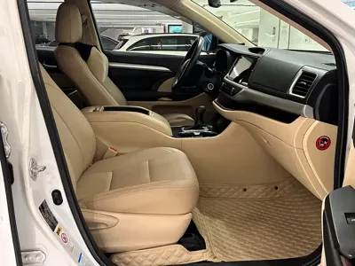 Toyota Highlander 2016, 71000 км, за 108000 CNY - фото 11