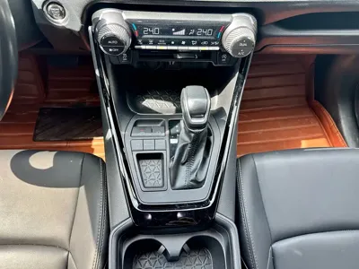 Toyota Wildlander 2024, 15000 км, за 111000 CNY - фото 13