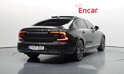 Volvo S90 2022, 84372 км, за 31000000 KRW