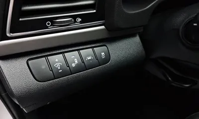 Hyundai Avante 2018, 78741 км, за 10800000 KRW - фото 18