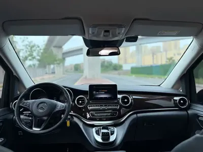 Mercedes-Benz V-Class 2018, 160000 км, за 123800 CNY - фото 6