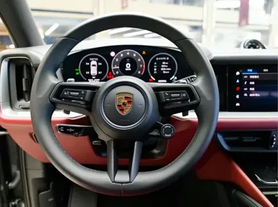 Porsche Cayenne 2024, 32000 км, за 648000 CNY - фото 10