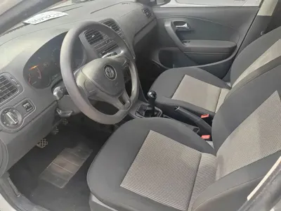 Volkswagen Polo 2015, 65000 км, за 17800 CNY - фото 8