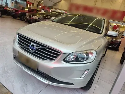 Volvo XC60 2017, 74000 км, за 64300 CNY