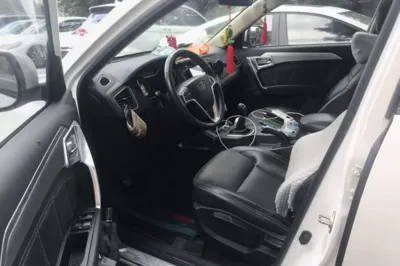 Geely Auto Vision X6 2016, 122500 км, за 24377.52 CNY - фото 15
