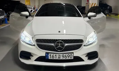 Mercedes-Benz C-Class 2022, 31000 км, за 36860000 KRW