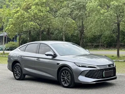 BYD Qin L 2025, 49000 км, за 67800 CNY