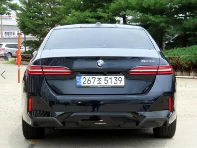 BMW 5-Series 2024, 54779 км, за 57800000 KRW - фото 4