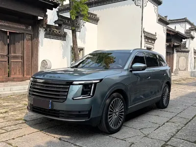 Jetour 捷途X70L · 2025 год