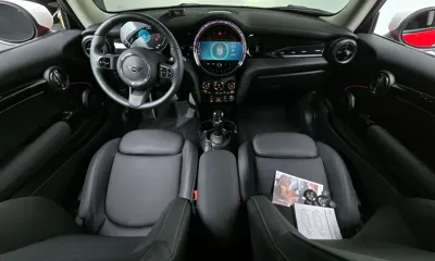 MINI Cooper 2024, 5996 км, за 27500000 KRW - фото 7