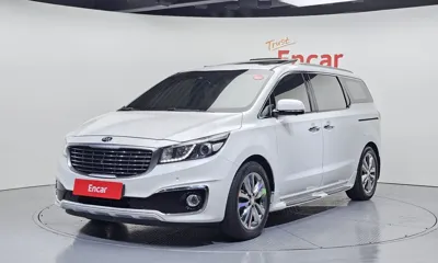 Kia Canival · 2015 год