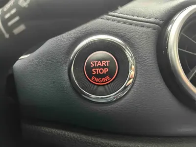 Nissan X-Trail 2025, 3000 км, за 125000 CNY