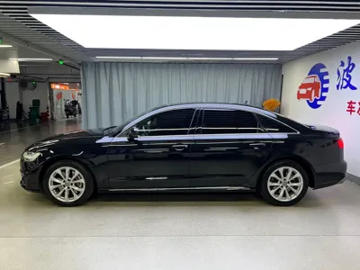 Audi A6L 2017, 129000 км, за 97800 CNY