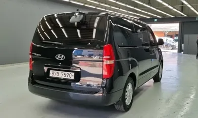 Hyundai Starex 2017, 150000 км, за 10000000 KRW