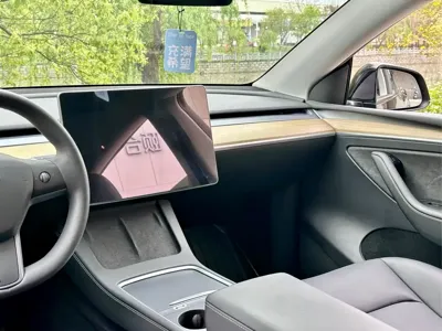 Tesla Model Y 2023, 85000 км, за 138000 CNY - фото 17