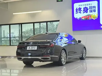 BMW 7 Series 2020, 95000 км, за 358800 CNY - фото 16