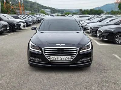 Hyundai Genesis 2015, 204000 км, за 8200000 KRW