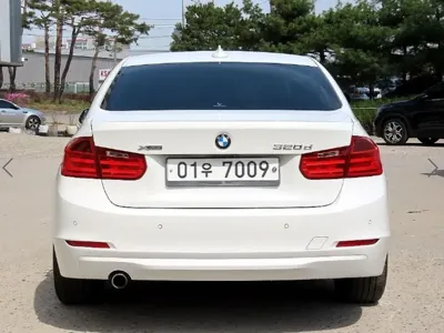 BMW 3-Series 2015, 183560 км, за 8650000 KRW