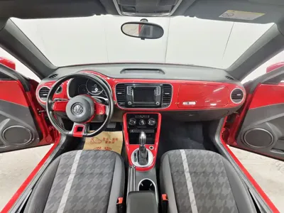 Volkswagen Beetle 2018, 85000 км, за 55400 CNY - фото 9