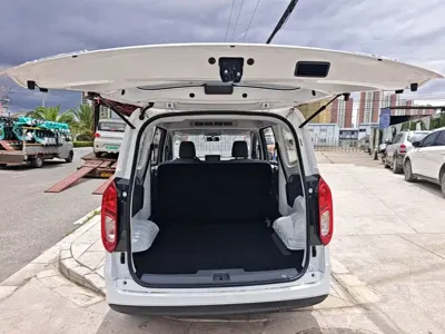 Wuling Hongguang EV 2025, 200 км, за 50800 CNY - фото 19