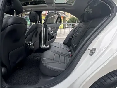Mercedes-Benz C-Class 2018, 50000 км, за 123800 CNY - фото 16