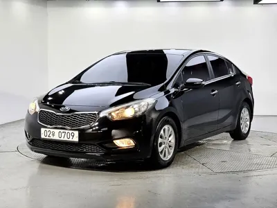 Kia K3 · 2015 год