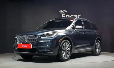 Lincoln Corsair · 2022 год