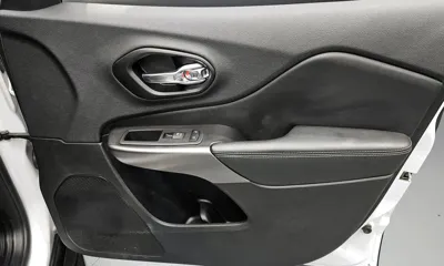 Jeep Cherokee 2020, 20555 км, за 20500000 KRW - фото 24