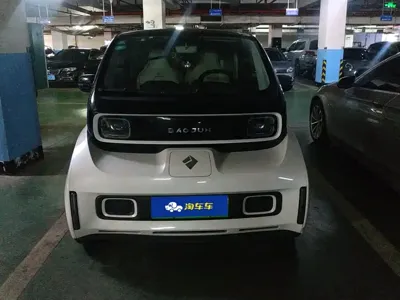 Baojun E300 2020, 71300 км, за 27799 CNY