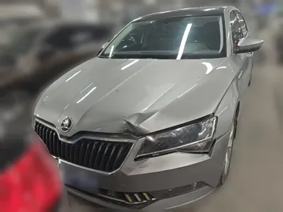 Skoda Superb 2016, 106300 км, за 32800 CNY - фото 5