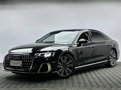 Audi A8 · 2024 год