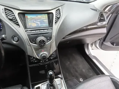 Hyundai Grandeur 2012, 99237 км, за 3600000 KRW - фото 9