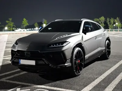 Lamborghini Urus 2023, 10100 км, за 353000000 KRW - фото 1