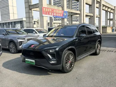Nio ES8 · 2019 год