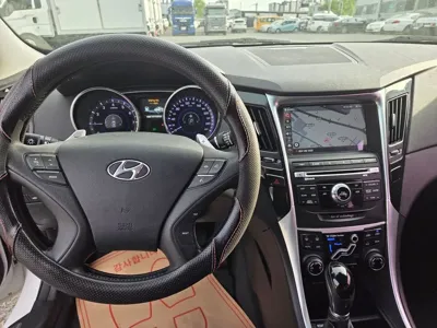 Hyundai Sonata 2012, 121168 км, за 4200000 KRW - фото 11