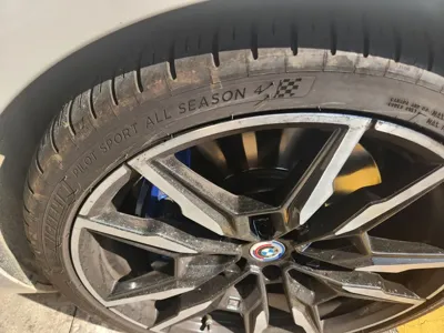 BMW 8-Series 2023, 45000 км, за 100940000 KRW