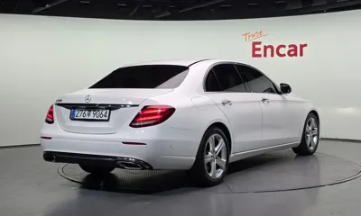 Mercedes-Benz E-Class 2018, 174892 км, за 13990000 KRW