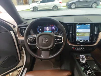 Volvo XC60 2023, 42600 км, за 168336.54 CNY - фото 7